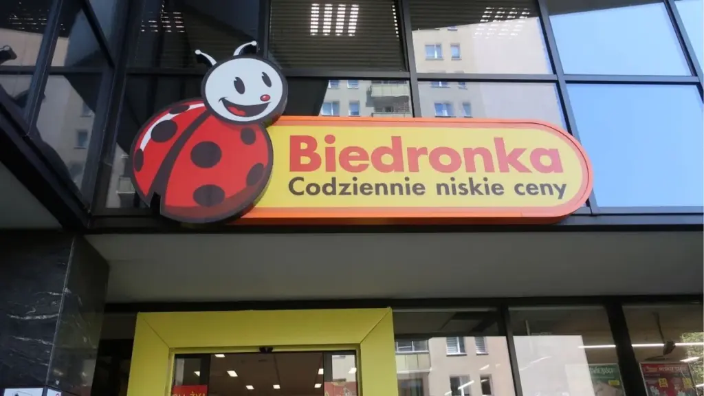 Lidl Sneaker Cholewiński : Bőr Talpbetétes Cipő 9 000 Ft Alatt, Ami Átment az Első Fagyokon