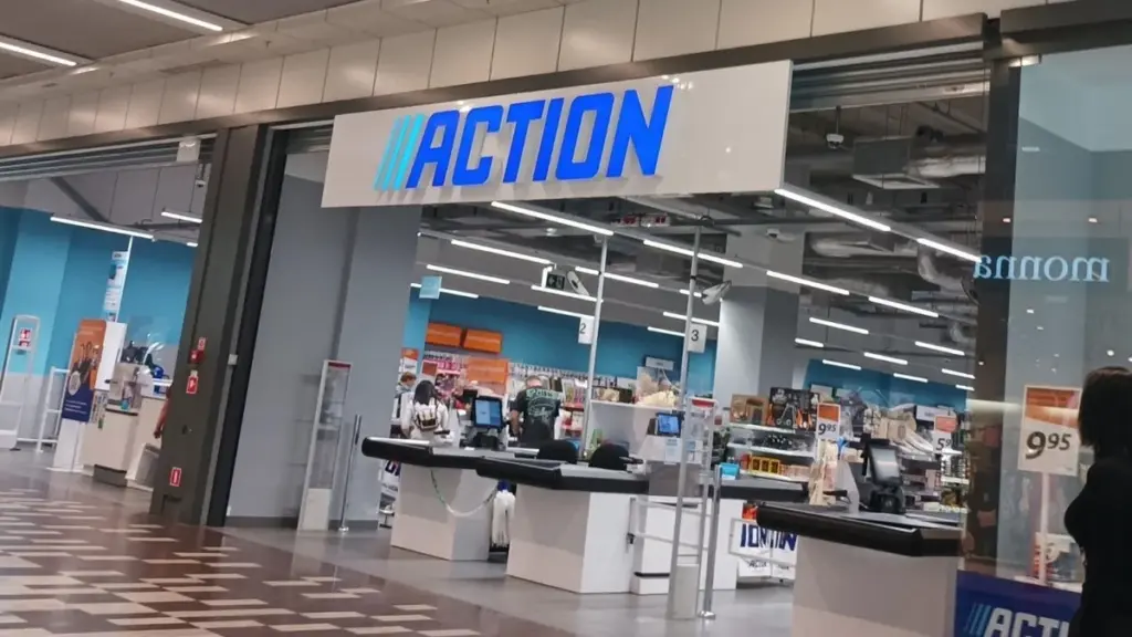 Action multifunkcionális kocka: Hogyan váltott ki 2 bútort 30 złoty alatt egy budapesti lakásban